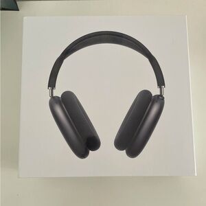 Apple AirPods Max Space Gray – Excellent Condition – Box Included